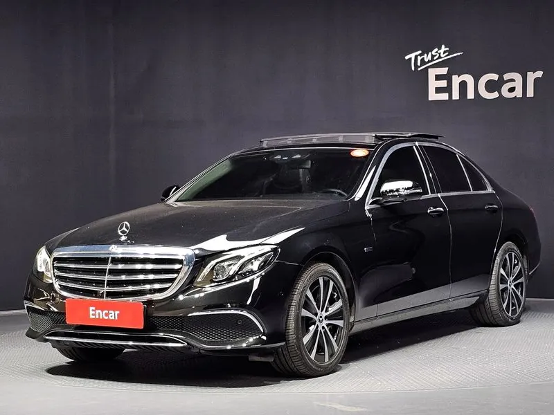 Mercedes-Benz E-Class E300e Exclusive