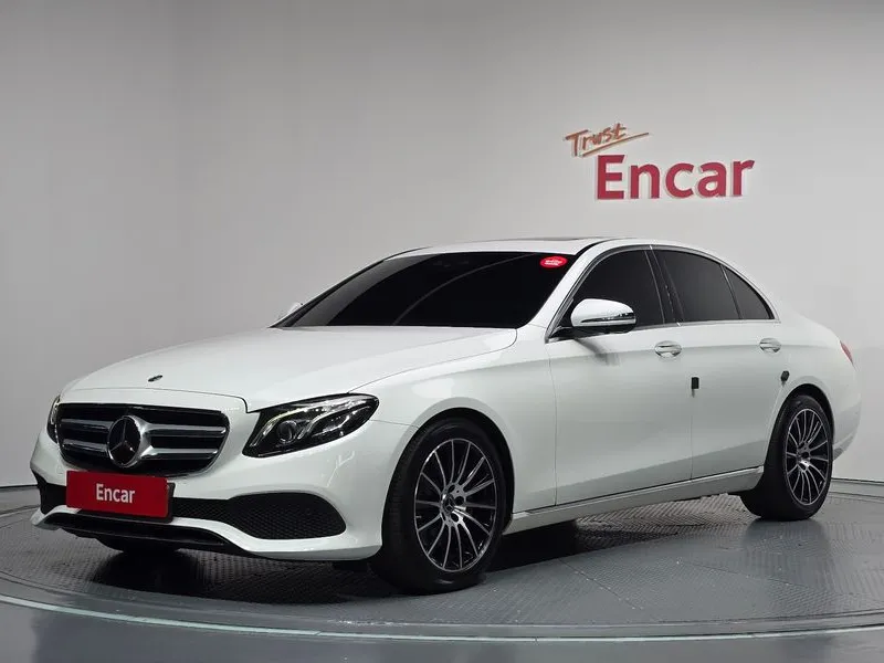 Mercedes-Benz E-Class E300 Avantgarde