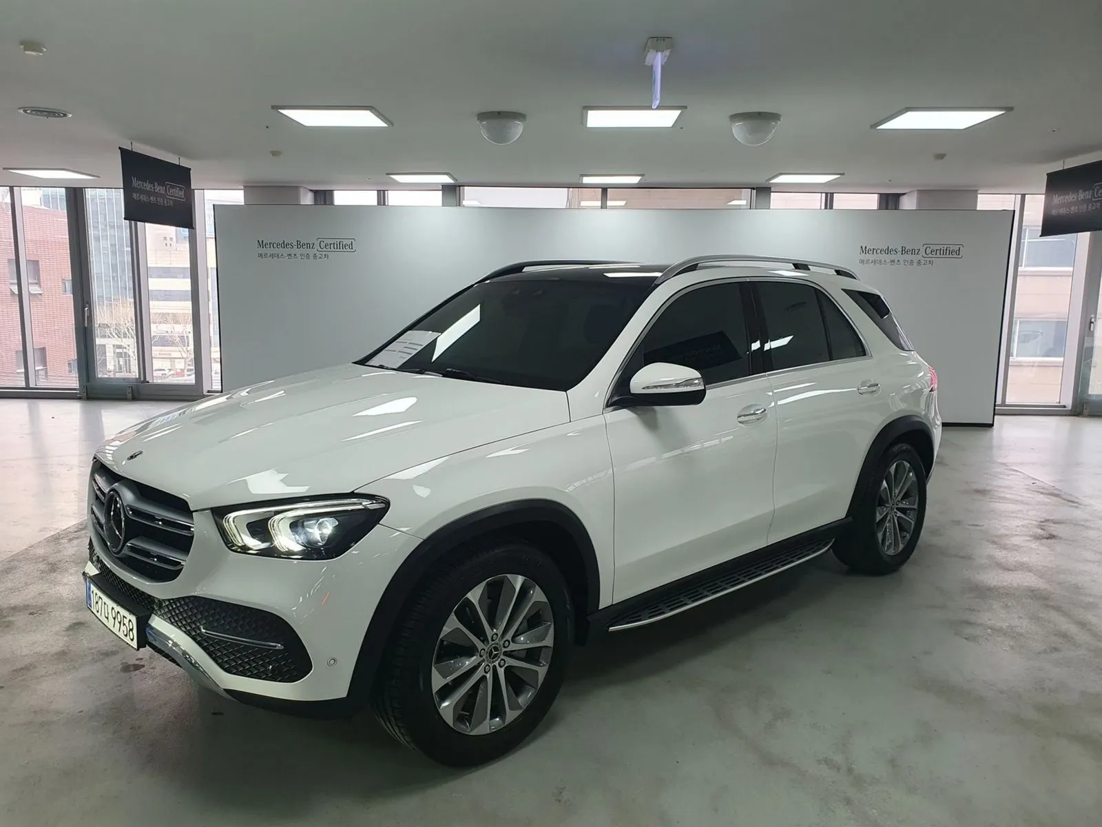 Mercedes-Benz GLE-Class GLE300d 4MATIC, снимка 1 от 20