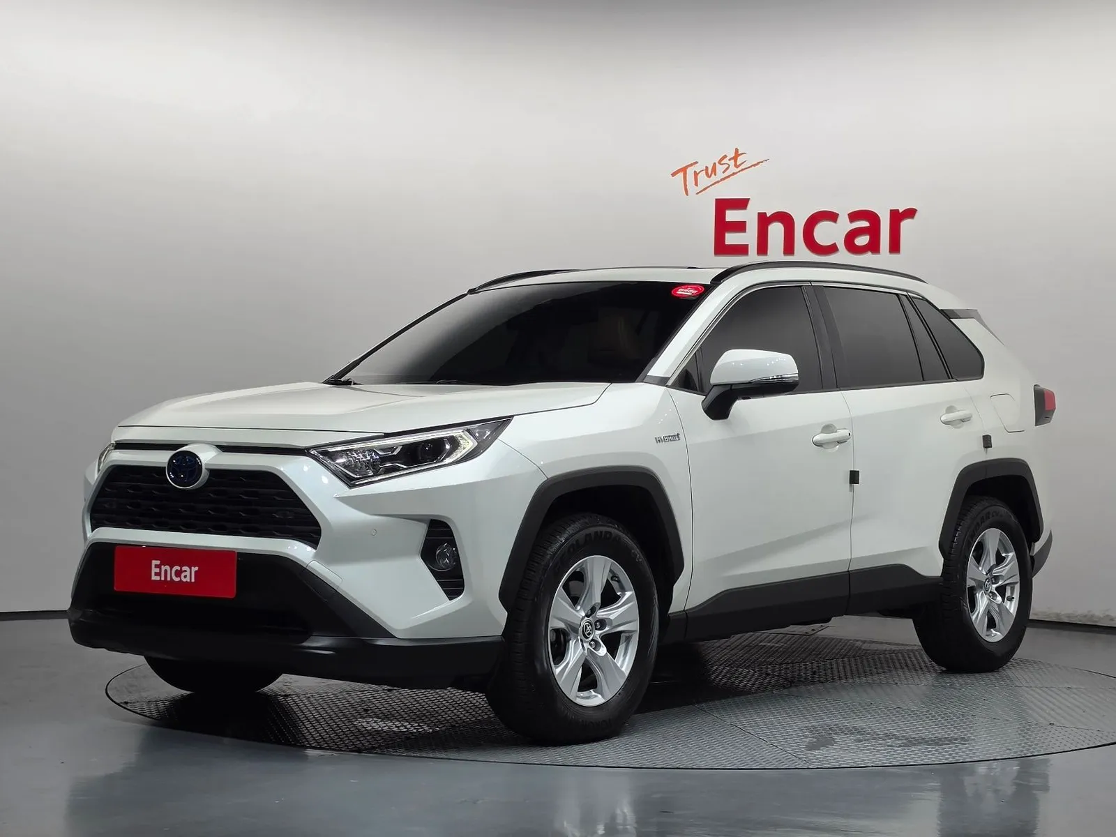 Toyota RAV4 2.5 2WD Hybrid, снимка 1 от 20