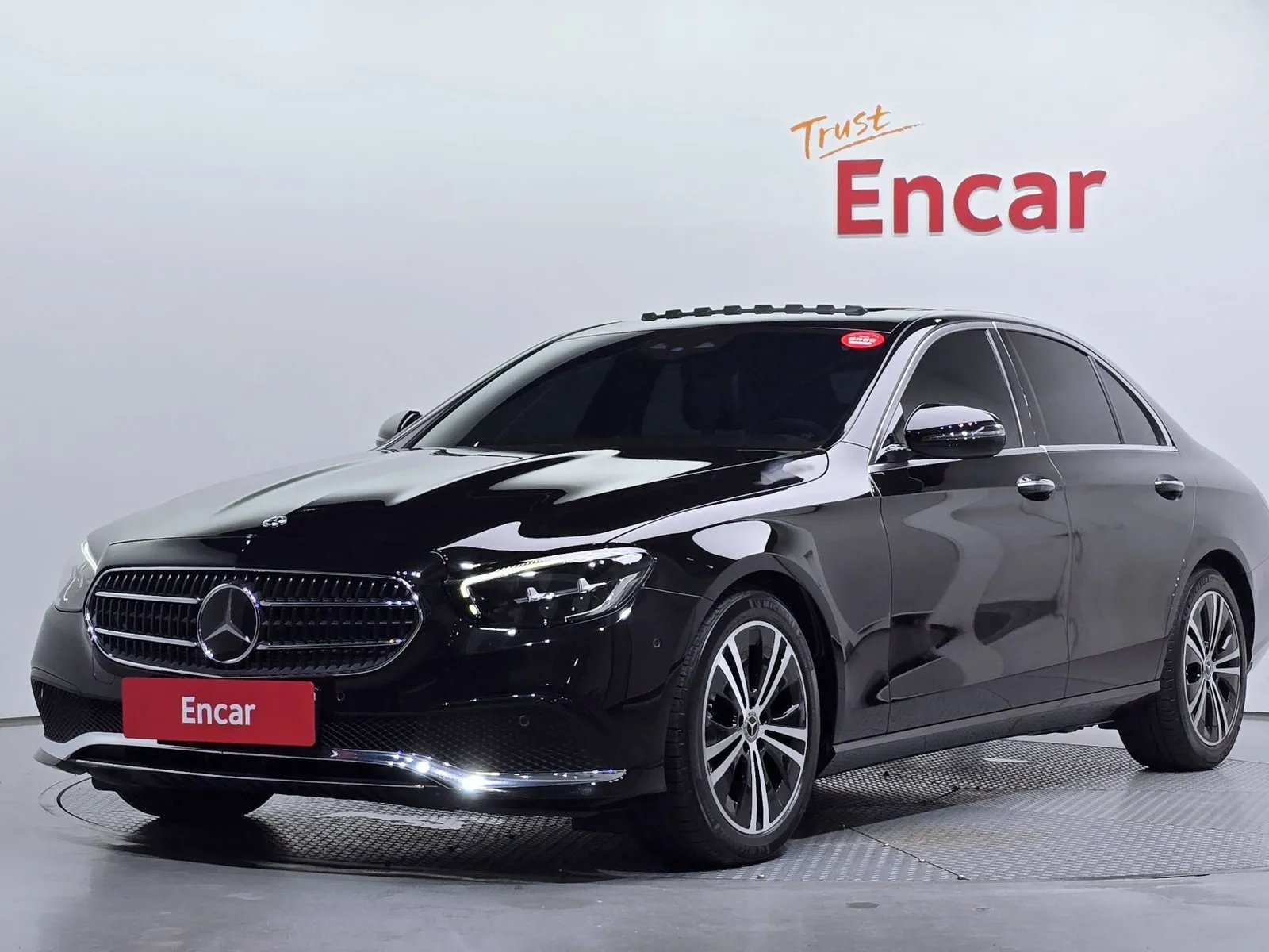 Mercedes-Benz E-Class E250 Avantgarde, снимка 1 от 20