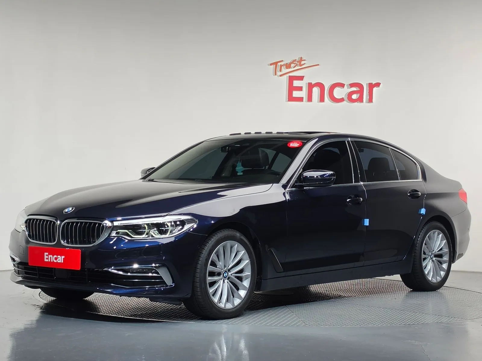 BMW 5 Series 520d xDrive Luxury Plus, снимка 1 от 20