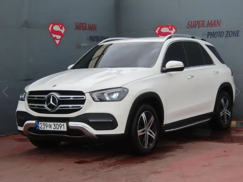 Mercedes-Benz GLE-Class GLE300d 4MATIC