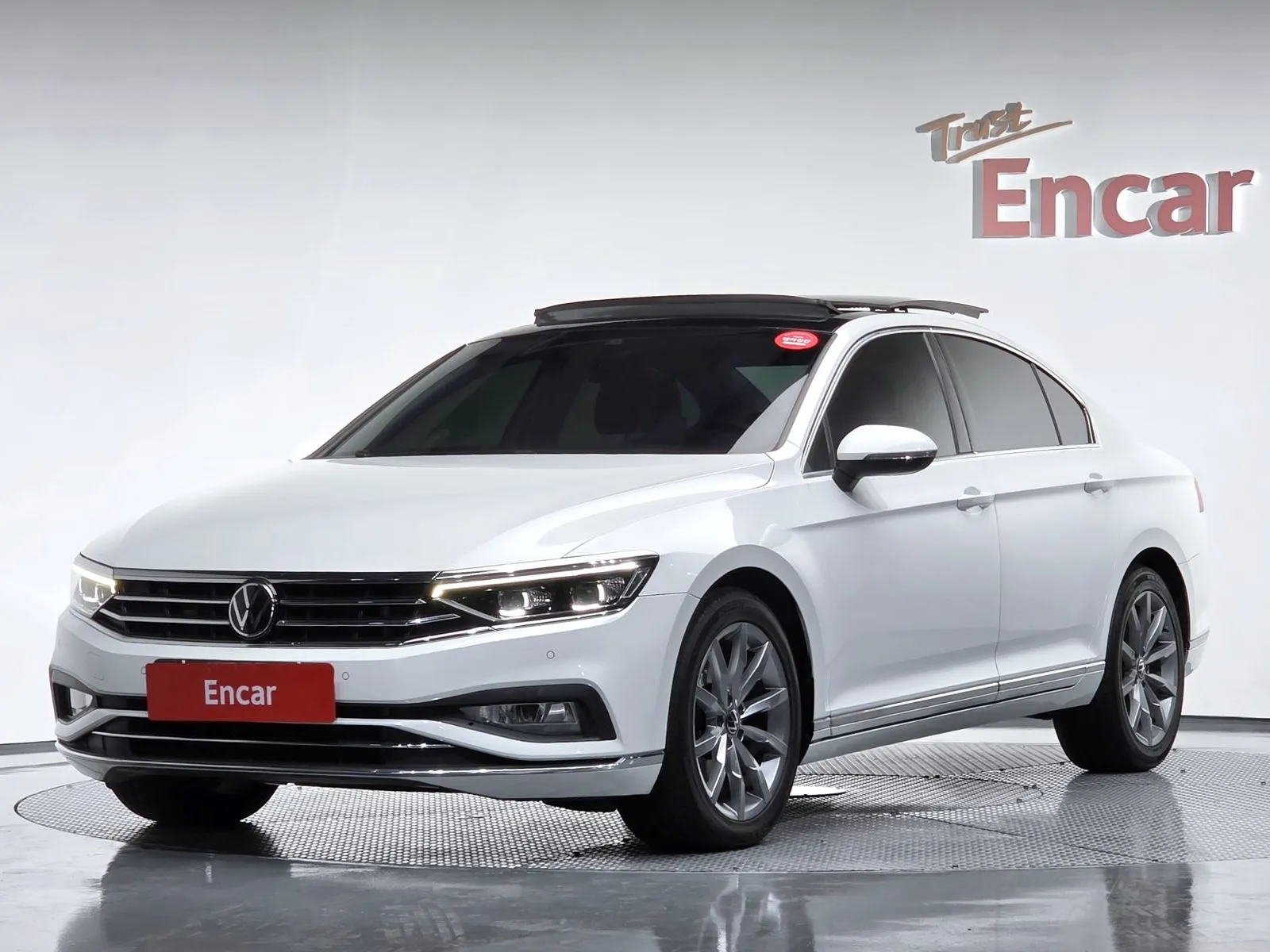 Volkswagen Passat 2.0 TDI Prestige, снимка 1 от 20