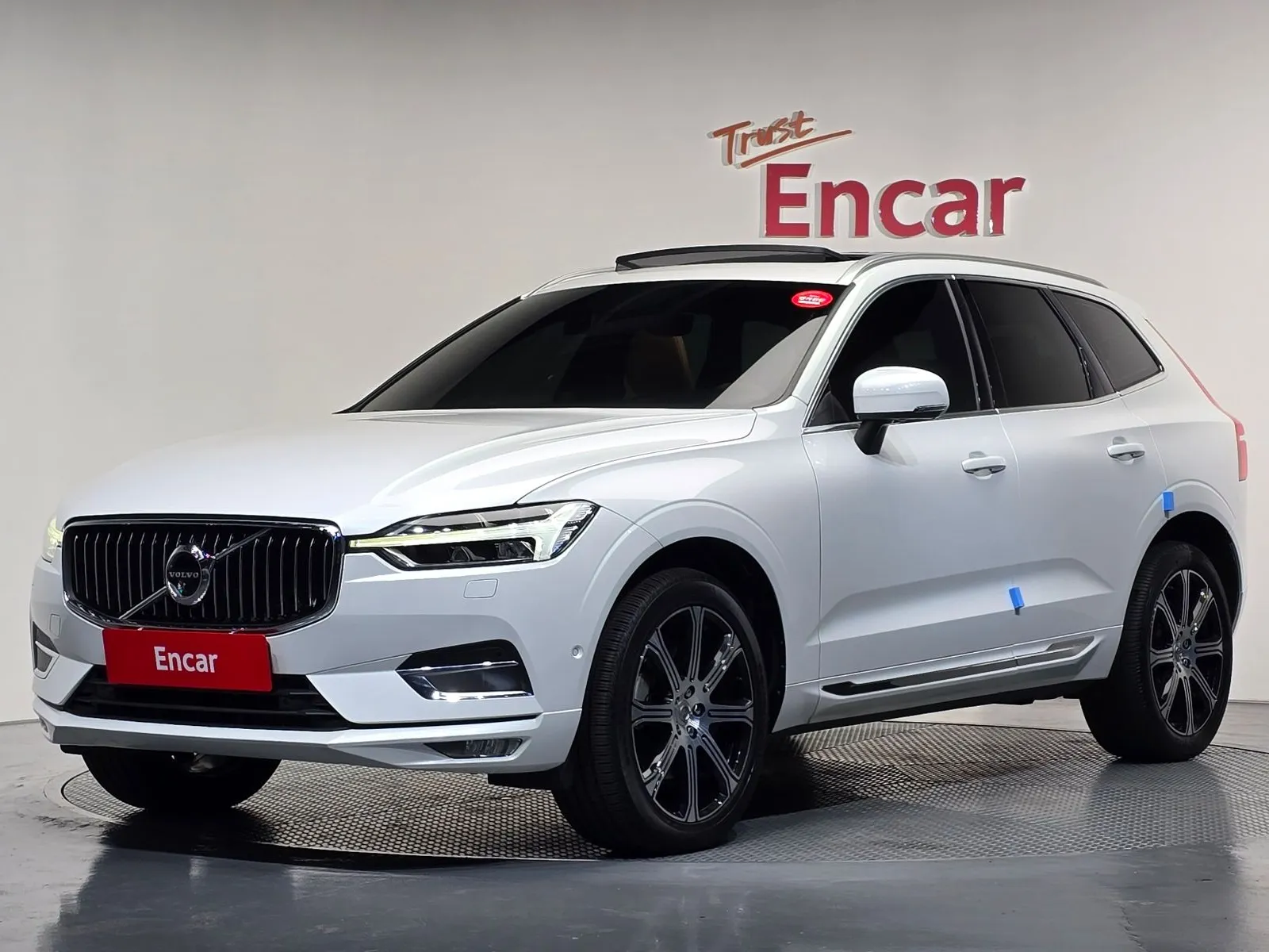 Volvo XC60 D5 Inscription, снимка 1 от 20