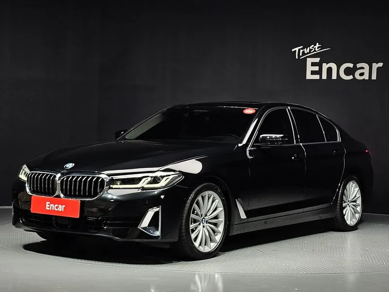 BMW 5 Series 530i Luxury