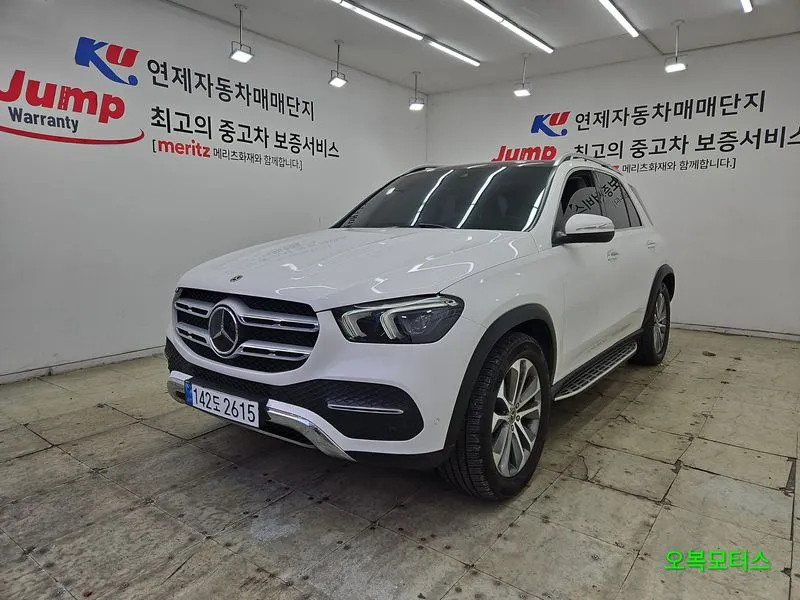 Mercedes-Benz GLE-Class GLE300d 4MATIC
