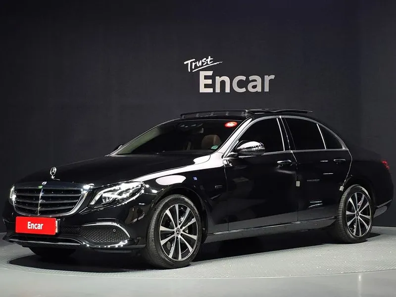 Mercedes-Benz E-Class E300e Exclusive