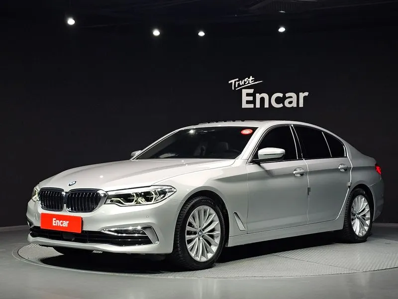 BMW 5 Series 520d xDrive Luxury Plus