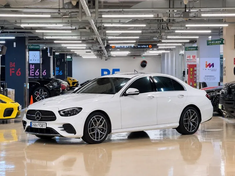 Mercedes-Benz E-Class E220d 4MATIC AMG Line