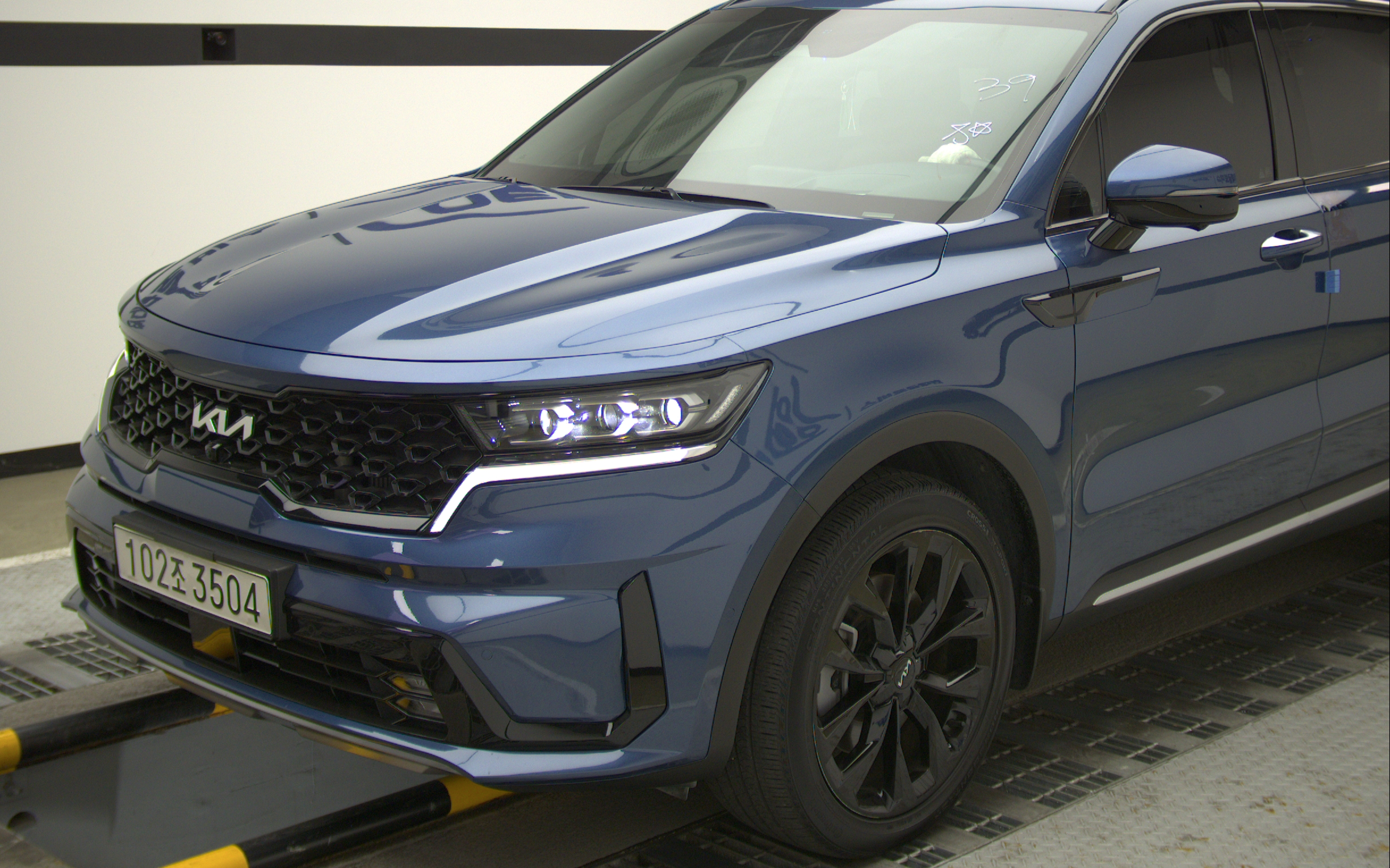 Kia Sorento New (MQ4) 2.5 gasoline 4WD Signature Gravity