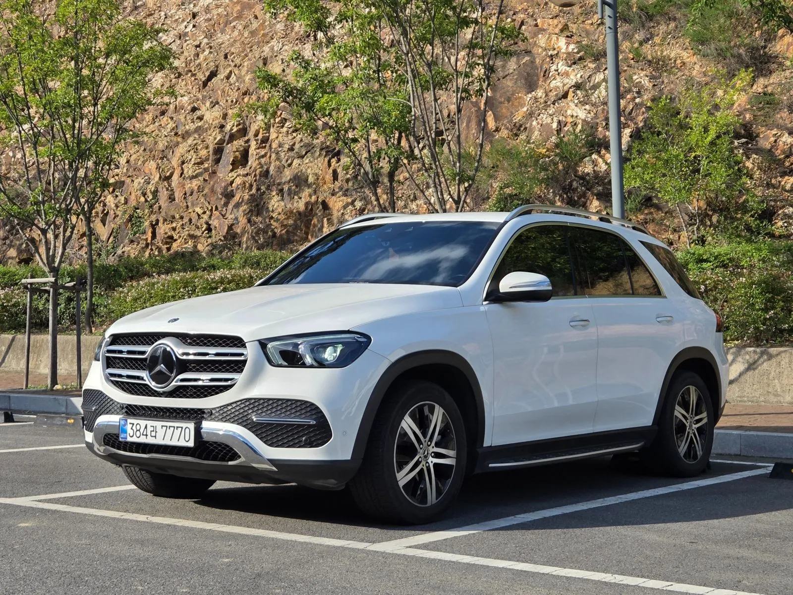 Mercedes-Benz GLE-Class GLE300d 4MATIC, снимка 1 от 20