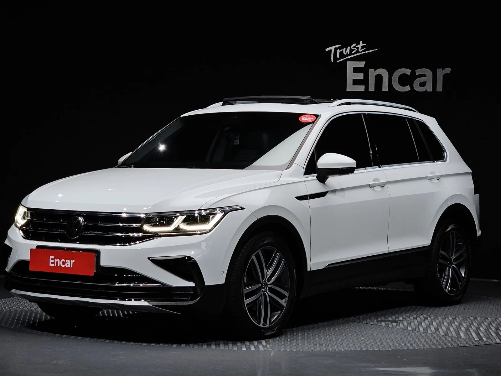Volkswagen Tiguan 2.0 TDI Prestige, снимка 1 от 20