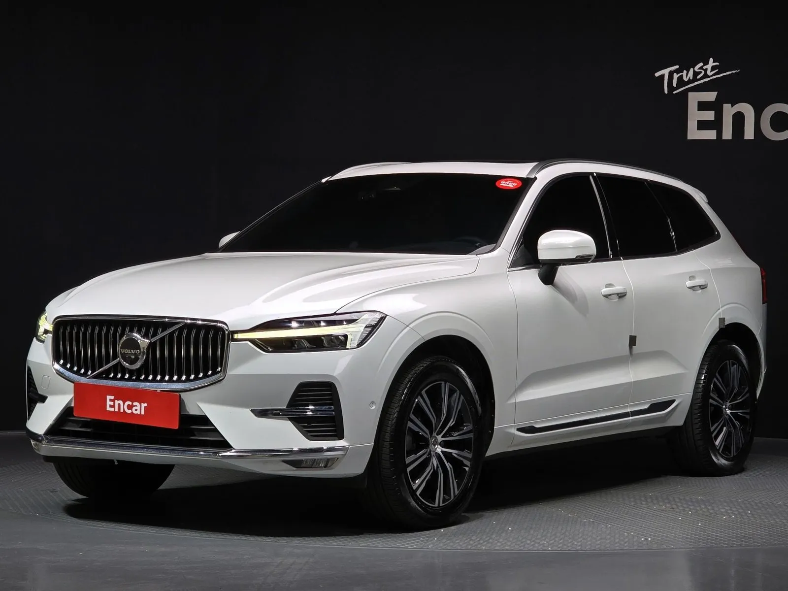 Volvo XC60 B5 Inscription, снимка 1 от 20