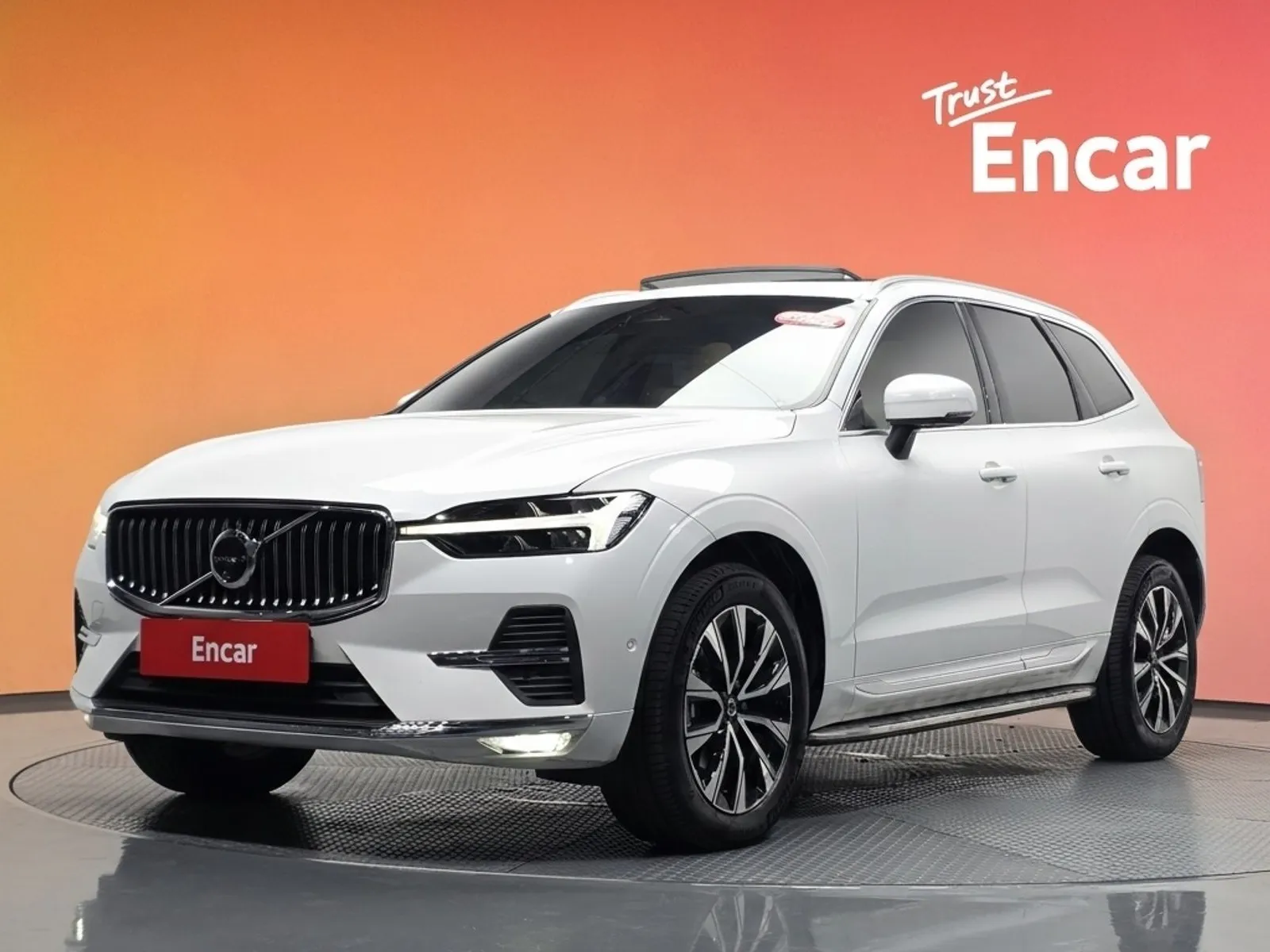 Volvo XC60 B5 Ultimate Bright, снимка 1 от 20