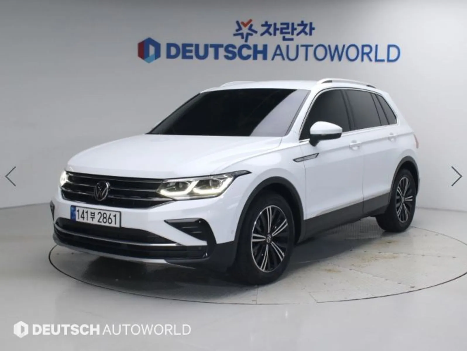 Volkswagen Tiguan 2.0 TDI Premium, снимка 1 от 20