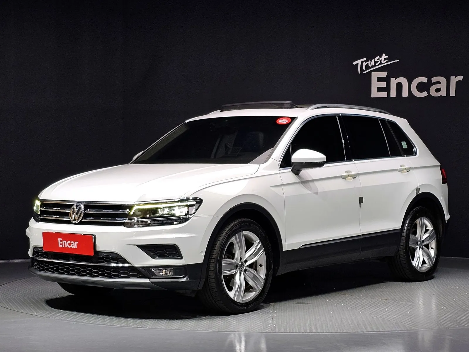 Volkswagen Tiguan 2.0 TDI 4Motion Prestige, снимка 1 от 20