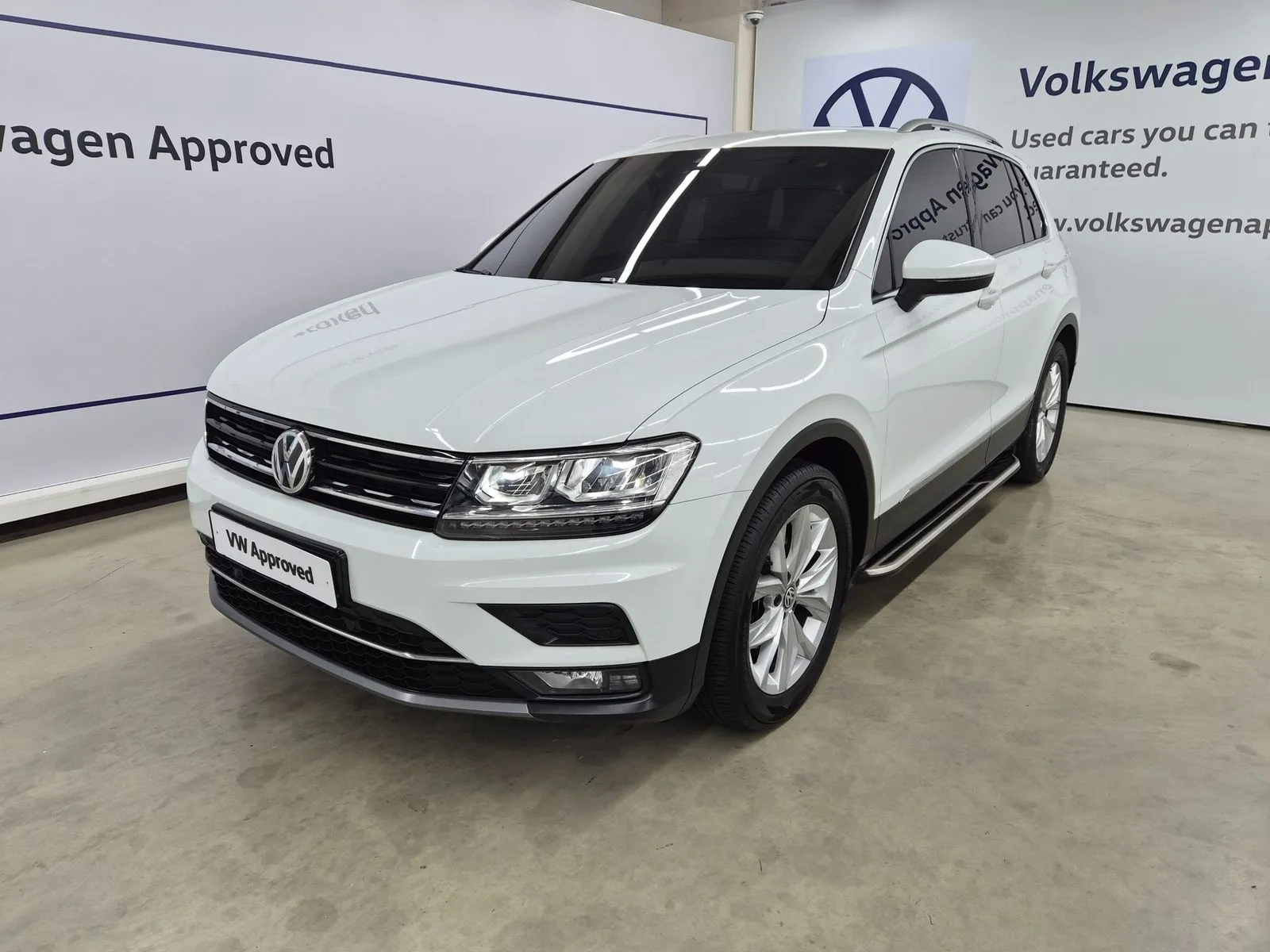 Volkswagen Tiguan 2.0 TDI Premium, снимка 1 от 20