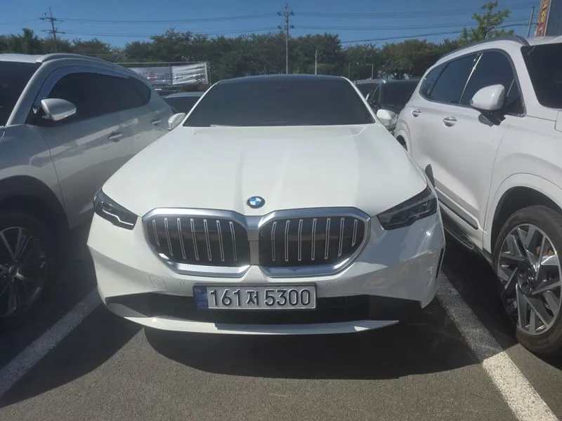 BMW 5 Series 520i