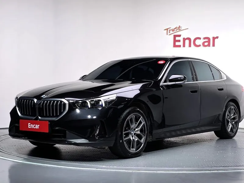 BMW 5 Series 520i