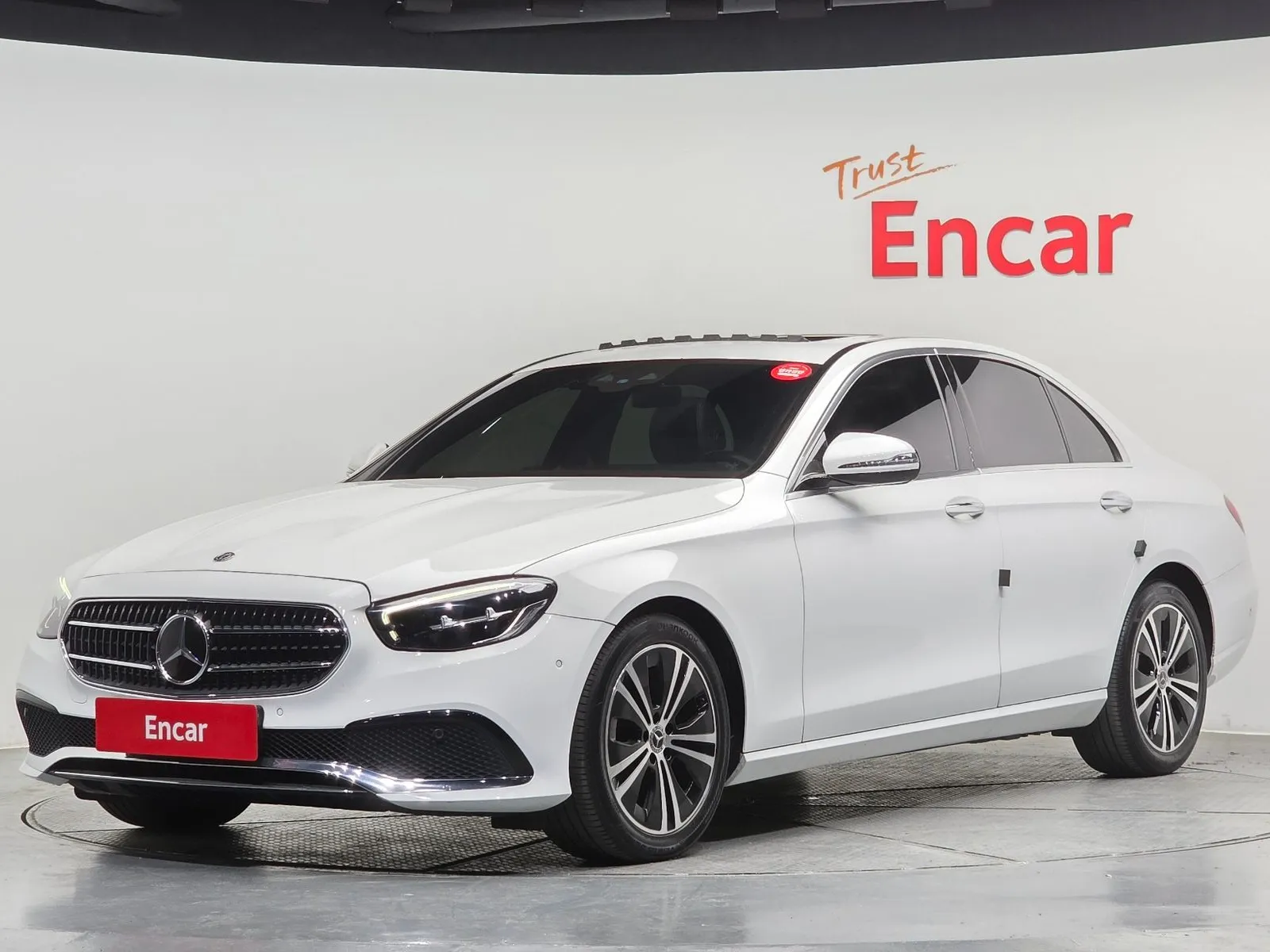 Mercedes-Benz E-Class E250 Avantgarde, снимка 1 от 20
