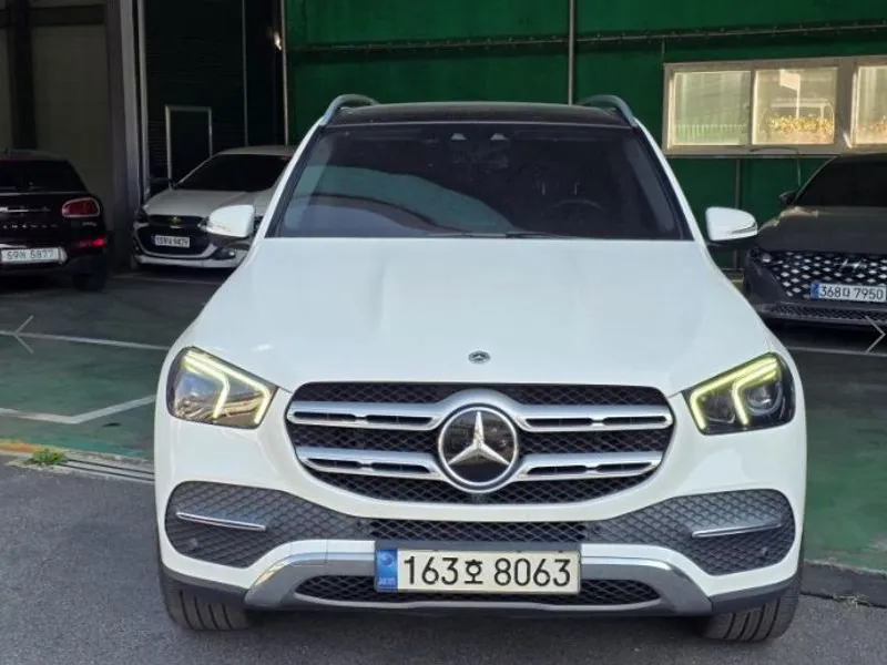 Mercedes-Benz GLE-Class GLE300d 4MATIC