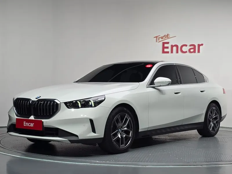 BMW 5 Series 520i