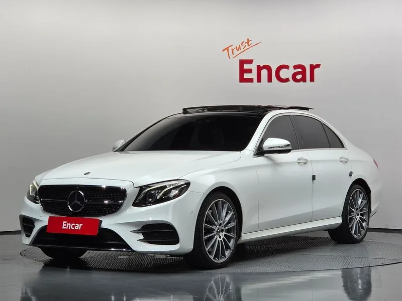 Mercedes-Benz E-Class E350 4MATIC AMG Line