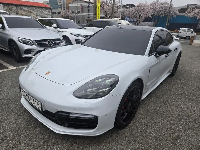 Porsche Panamera 4.0 GTS