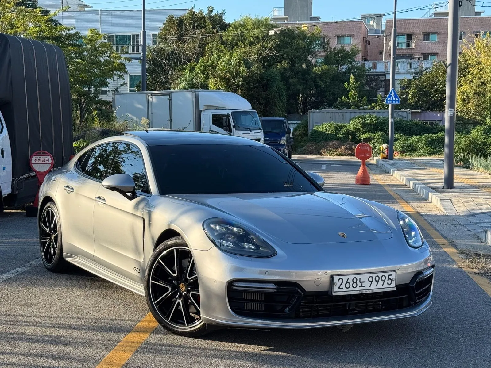 Porsche Panamera 4.0 GTS, снимка 1 от 20