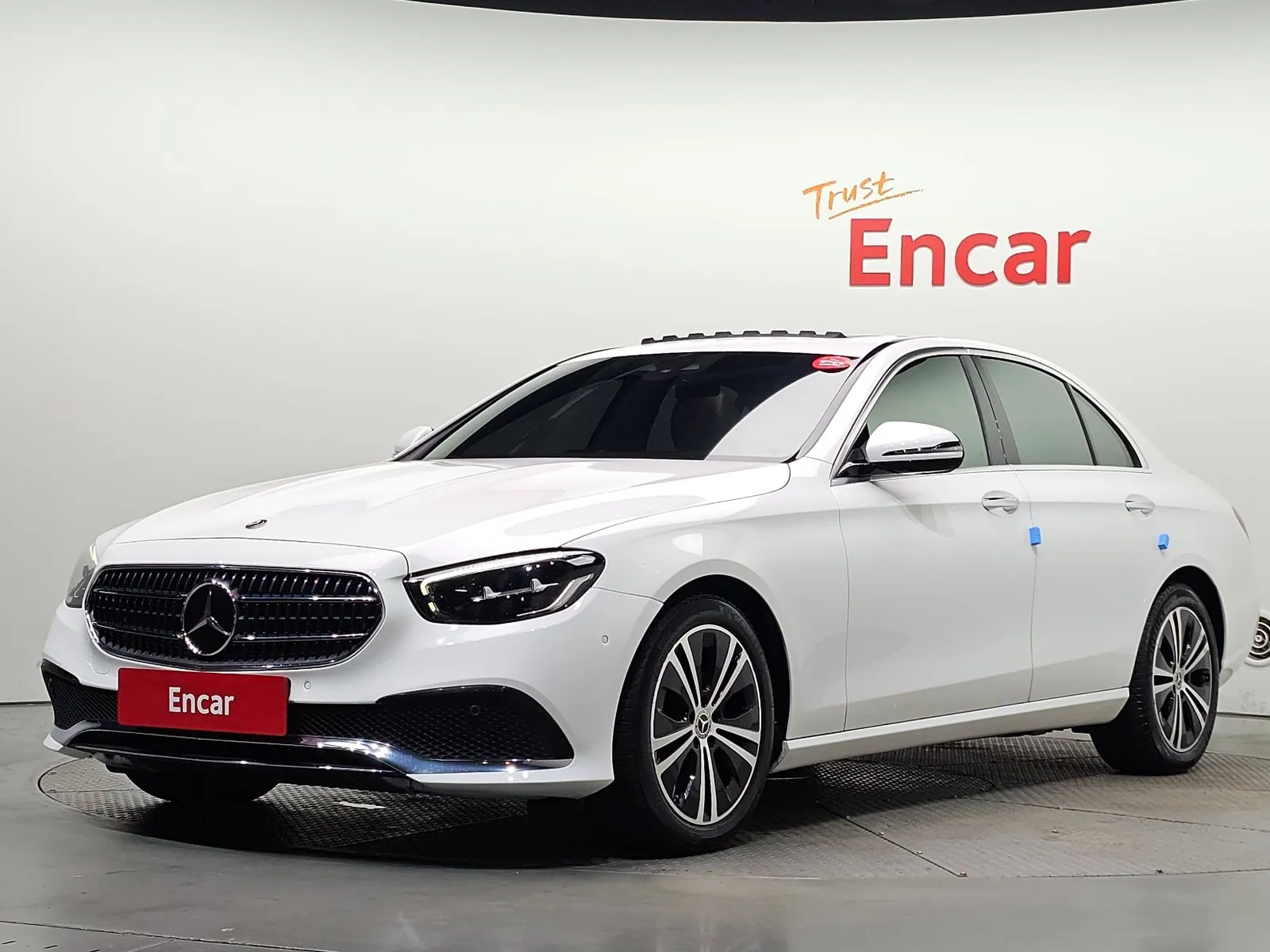 Mercedes-Benz E-Class E250 Avantgarde, снимка 1 от 20