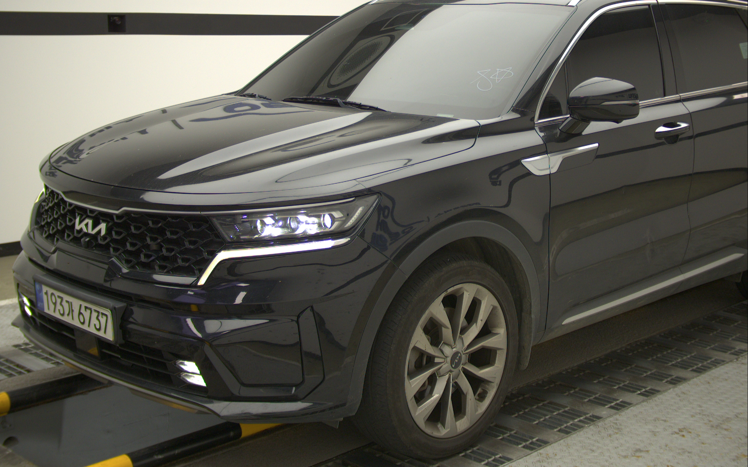 Kia Sorento New (MQ4) 2.5 Gasoline 4WD Noblesse