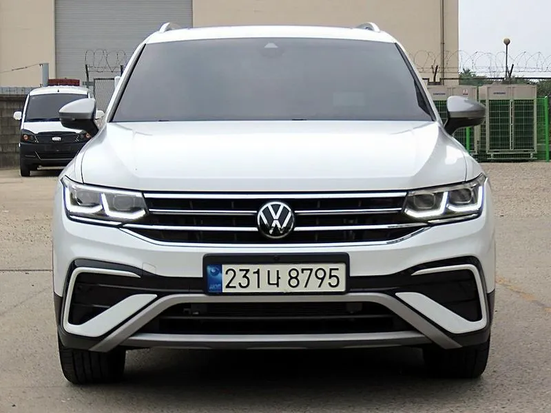 Volkswagen Tiguan 2.0 TSI Prestige