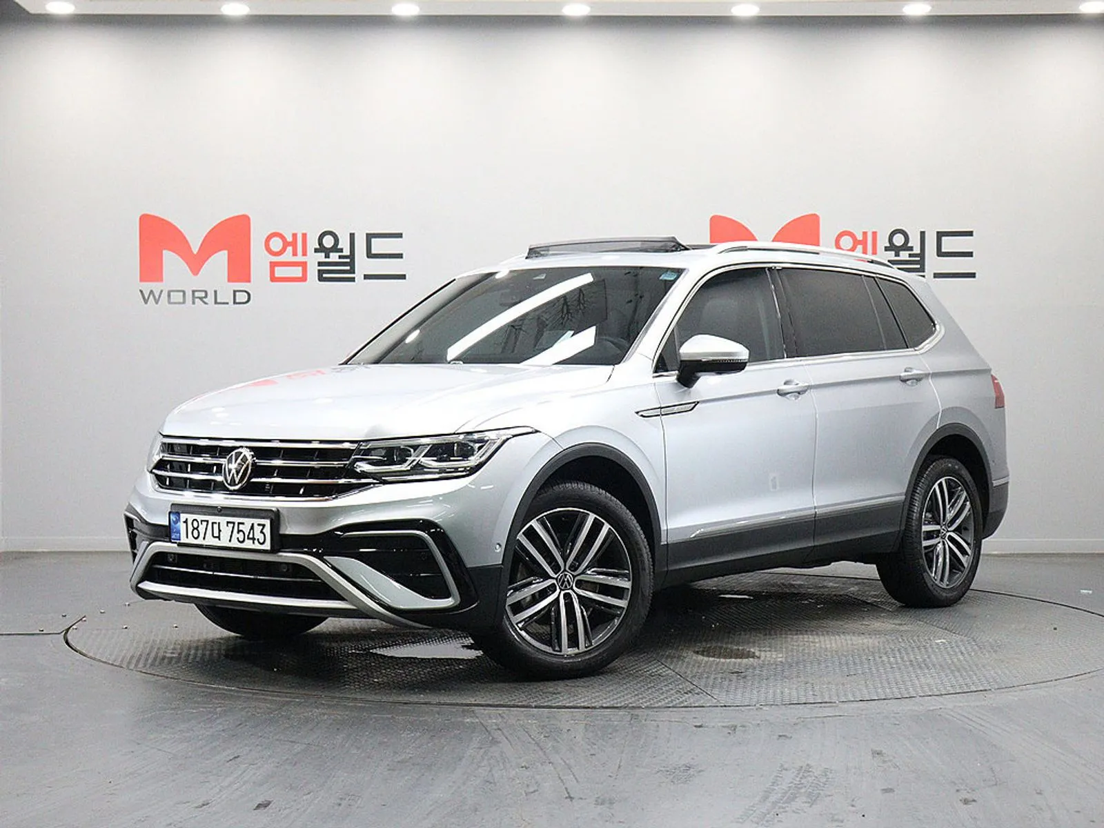 Volkswagen Tiguan 2.0 TSI Prestige, снимка 1 от 20