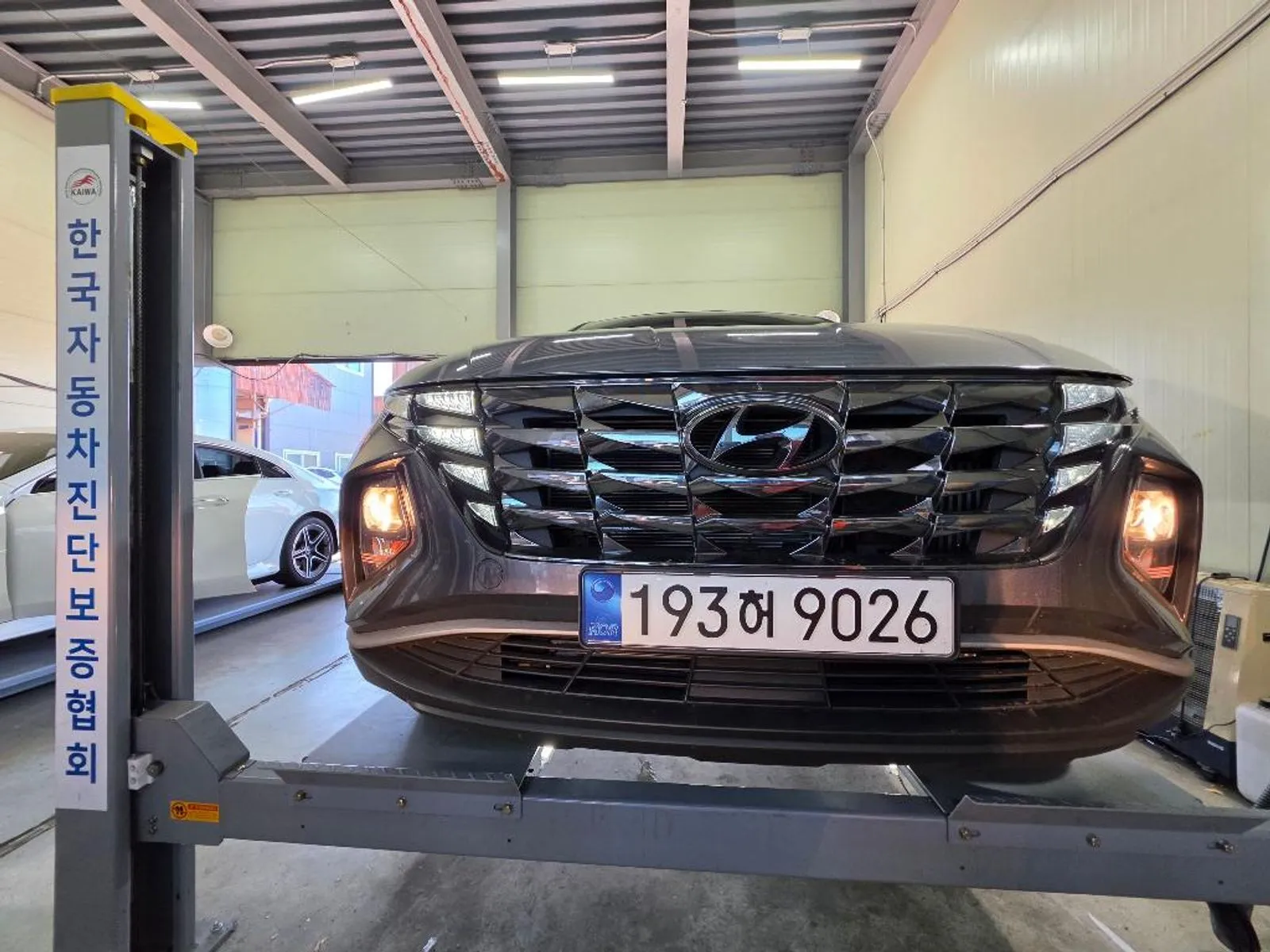 Hyundai Tucson Modern 2WD, снимка 1 от 7