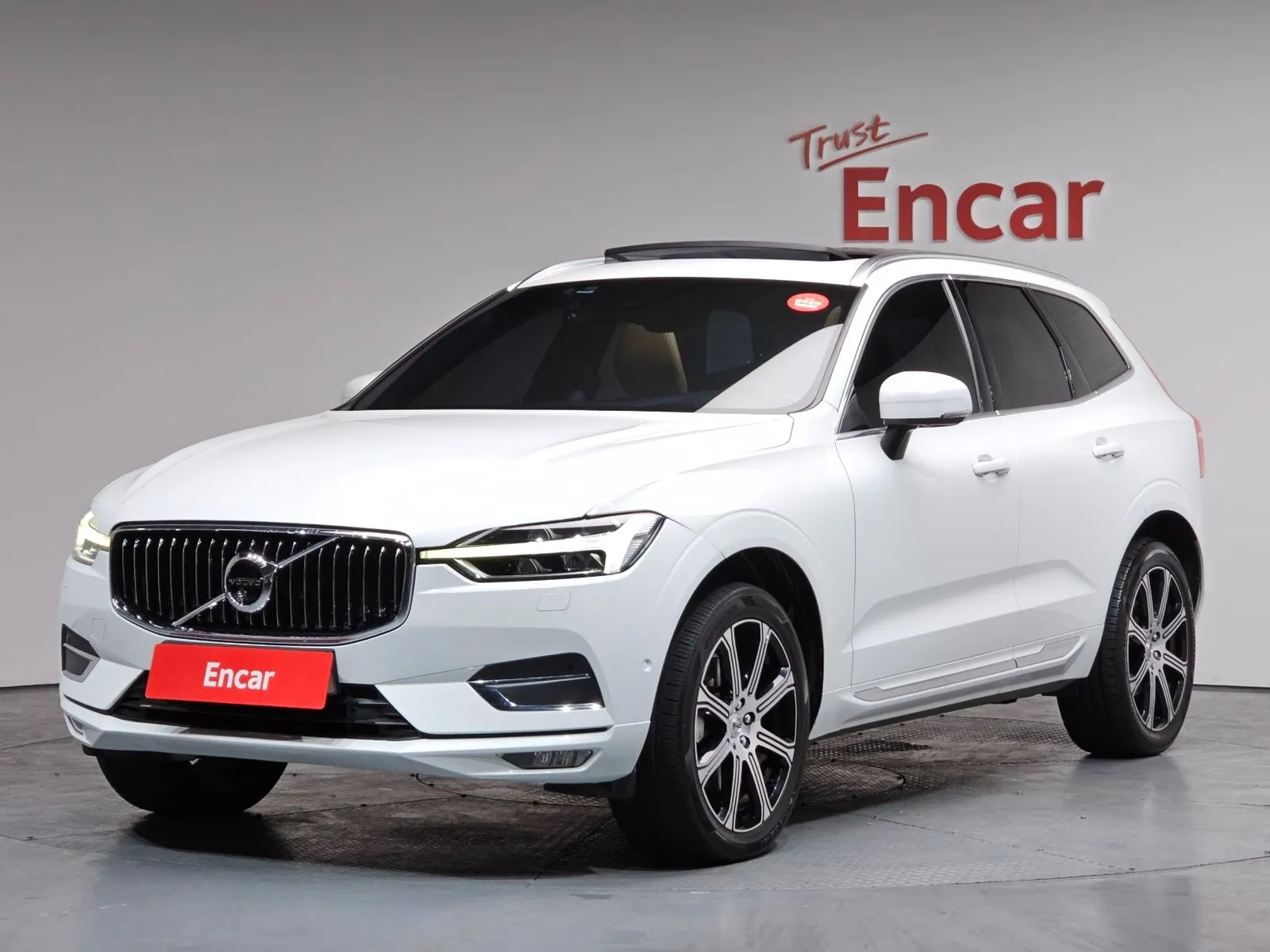 Volvo XC60 D5 Inscription, снимка 1 от 20