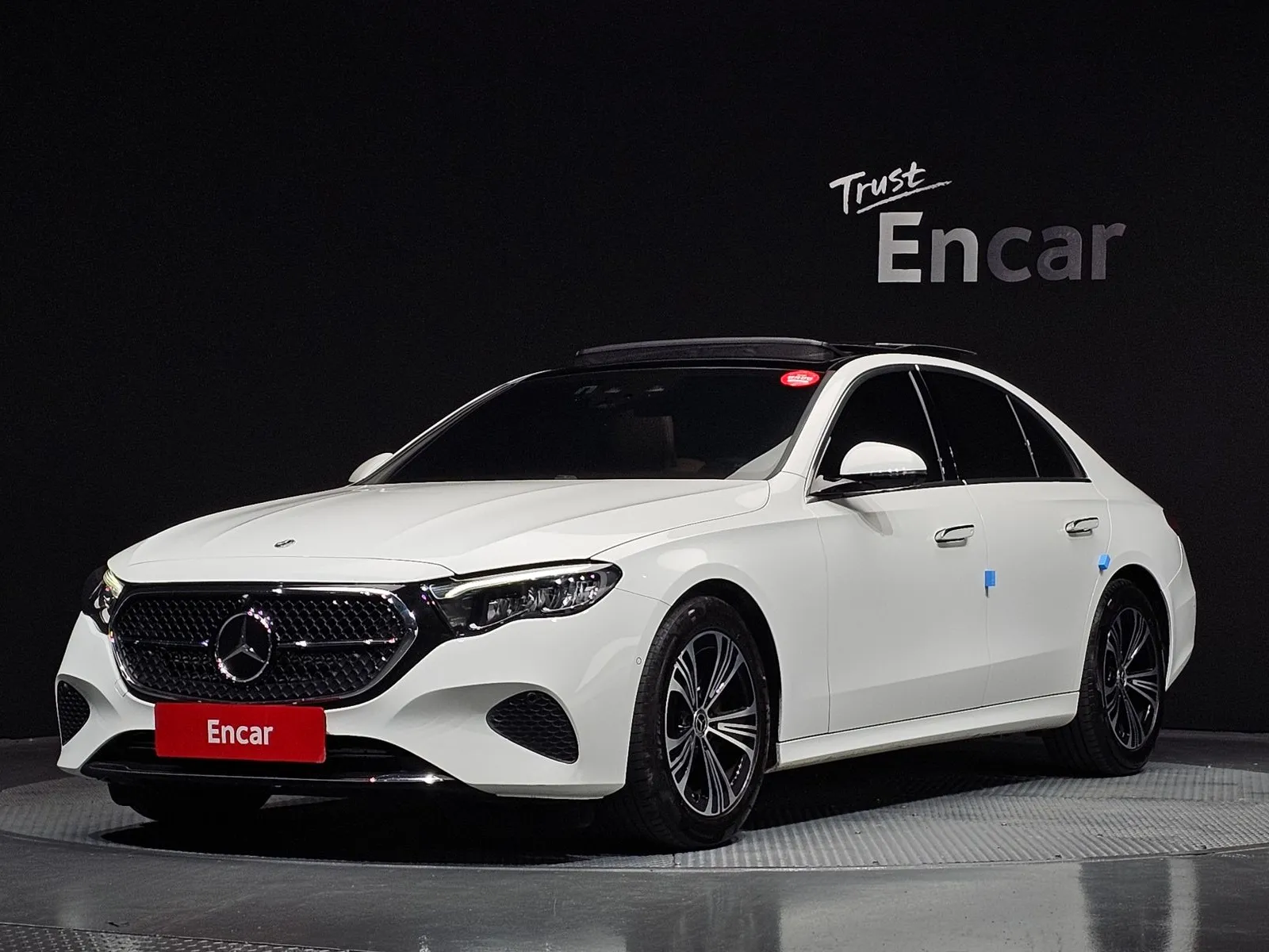 Mercedes-Benz E-Class E200 Avantgarde, снимка 1 от 20