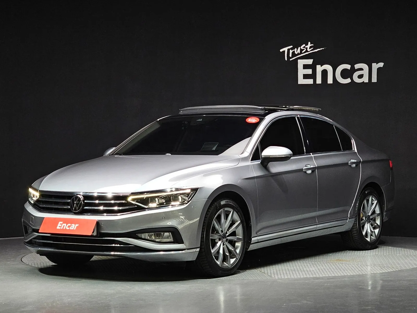Volkswagen Passat 2.0 TDI Prestige, снимка 1 от 20