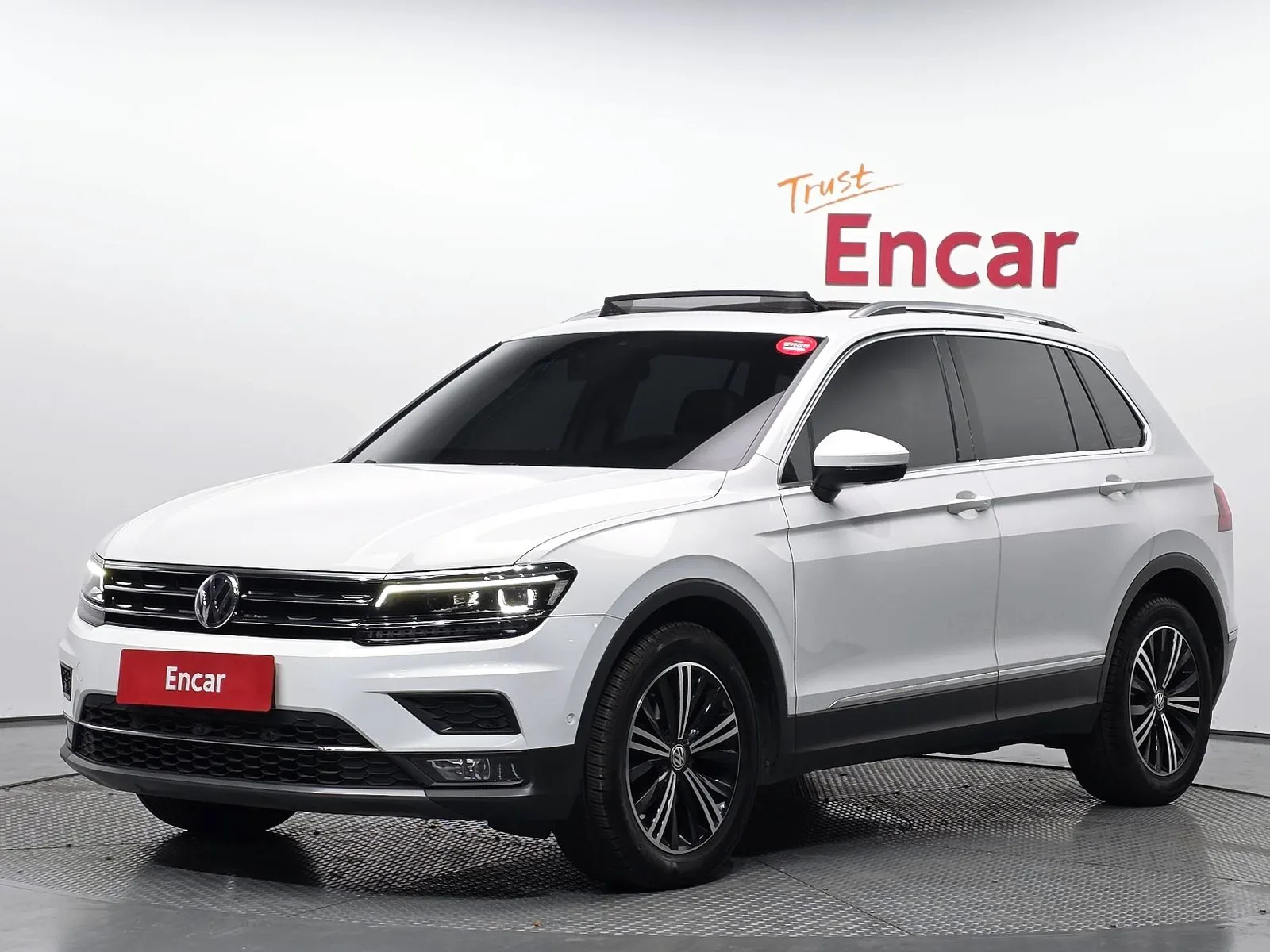 Volkswagen Tiguan 2.0 TDI Prestige, снимка 1 от 20