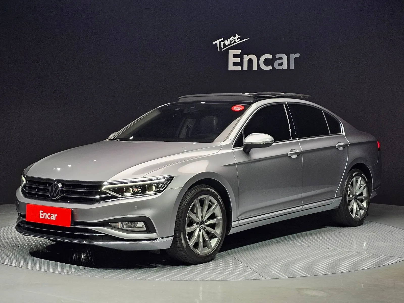 Volkswagen Passat 2.0 TDI Prestige, снимка 1 от 20