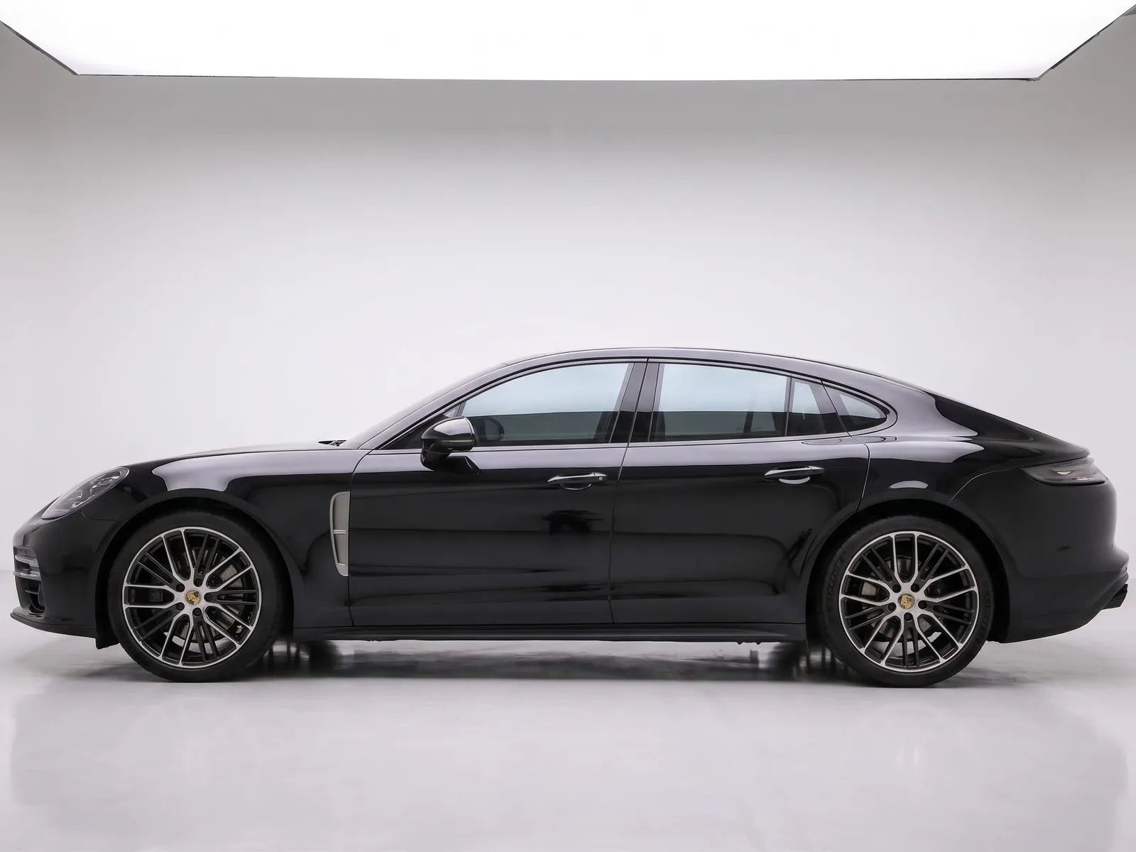Porsche Panamera 2.9 AWD Platinum Edition, снимка 1 от 20