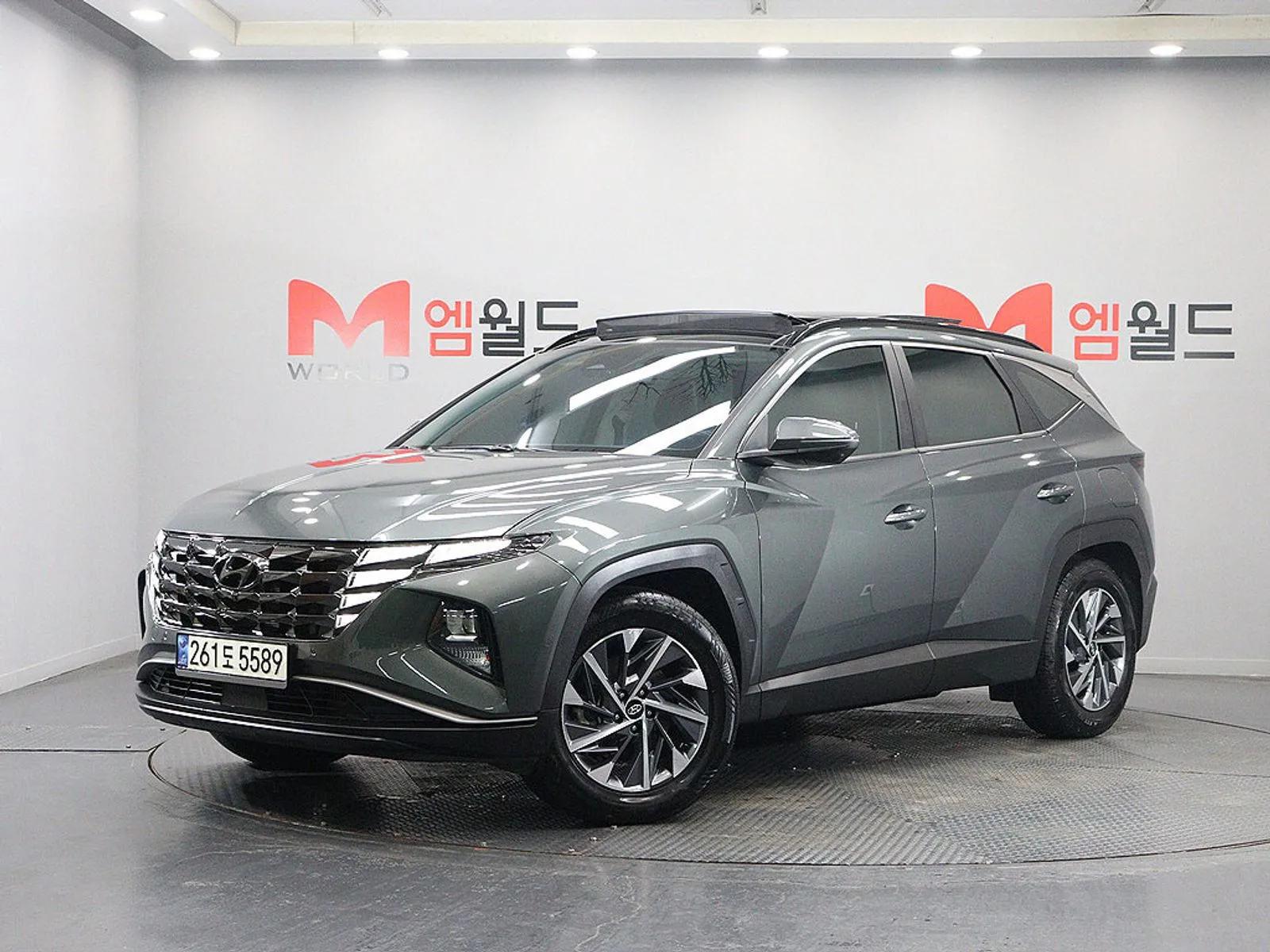 Hyundai Tucson Diesel 2.0 2WD, снимка 1 от 20
