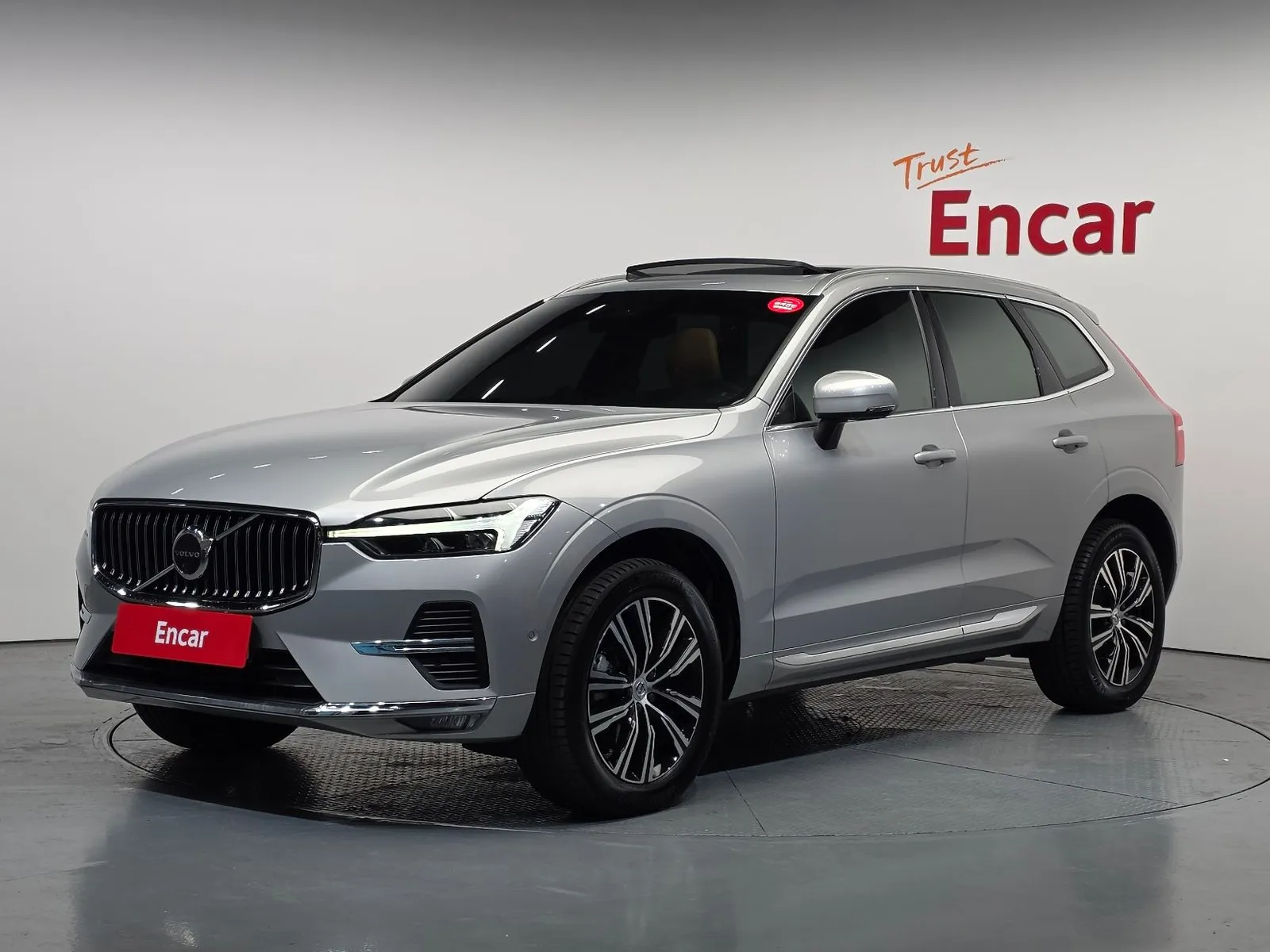 Volvo XC60 B5 Inscription, снимка 1 от 20