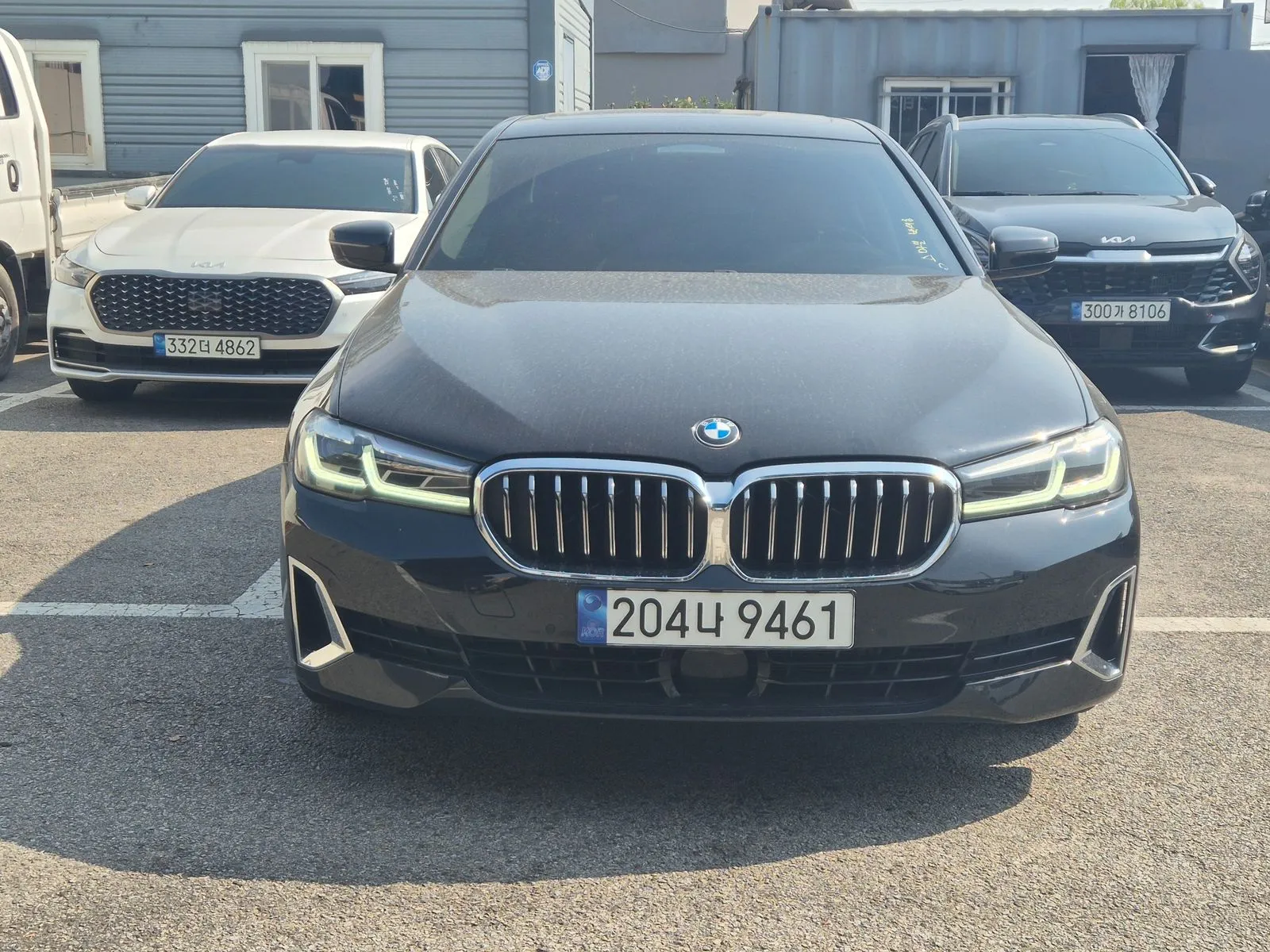 BMW 5 Series 520i Luxury, снимка 1 от 20