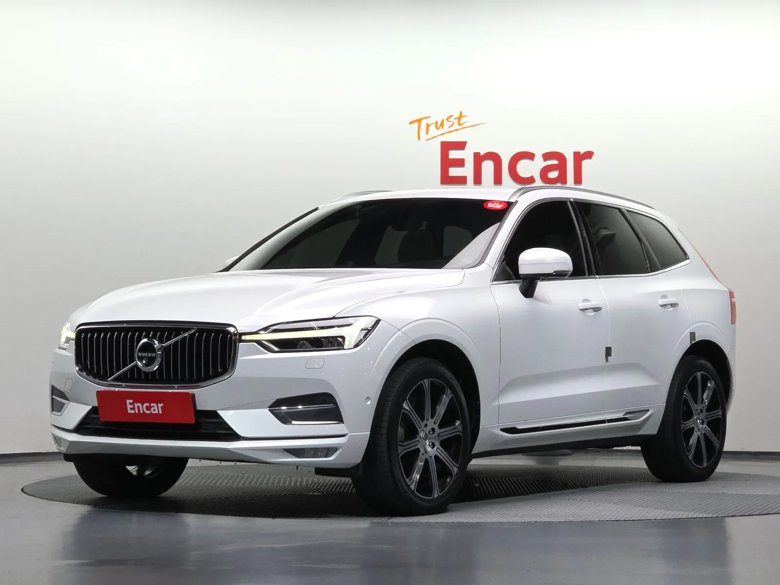 Volvo XC60 D5 Inscription, снимка 1 от 20