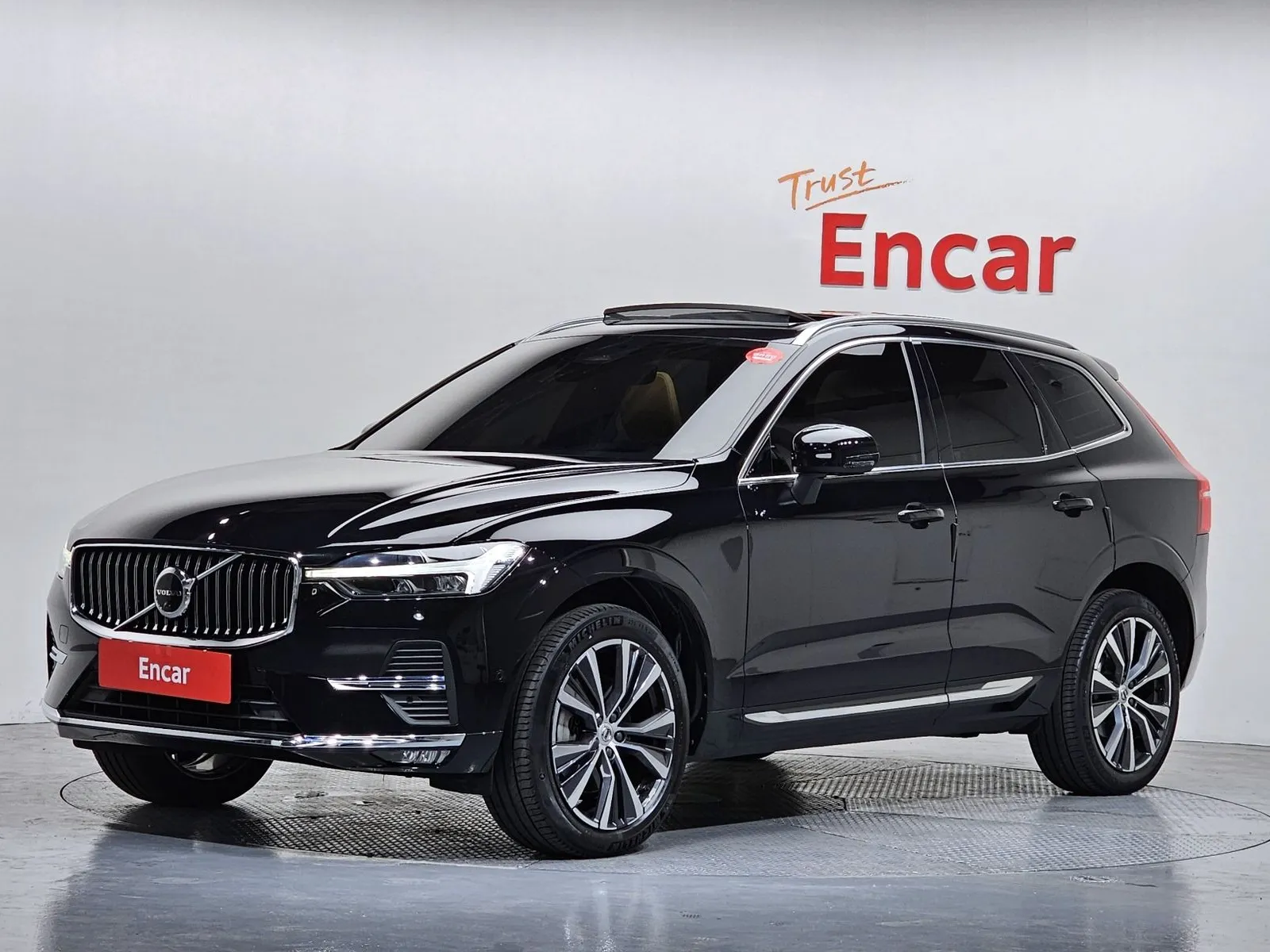 Volvo XC60 B6 Inscirtion, снимка 1 от 20