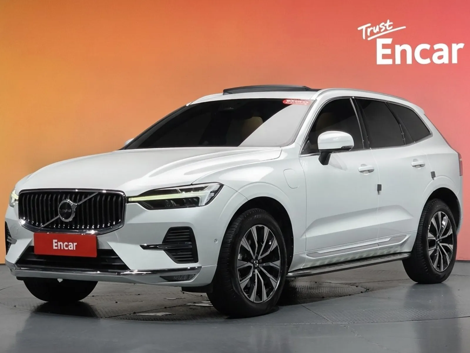 Volvo XC60 B5 Ultimate Bright, снимка 1 от 20
