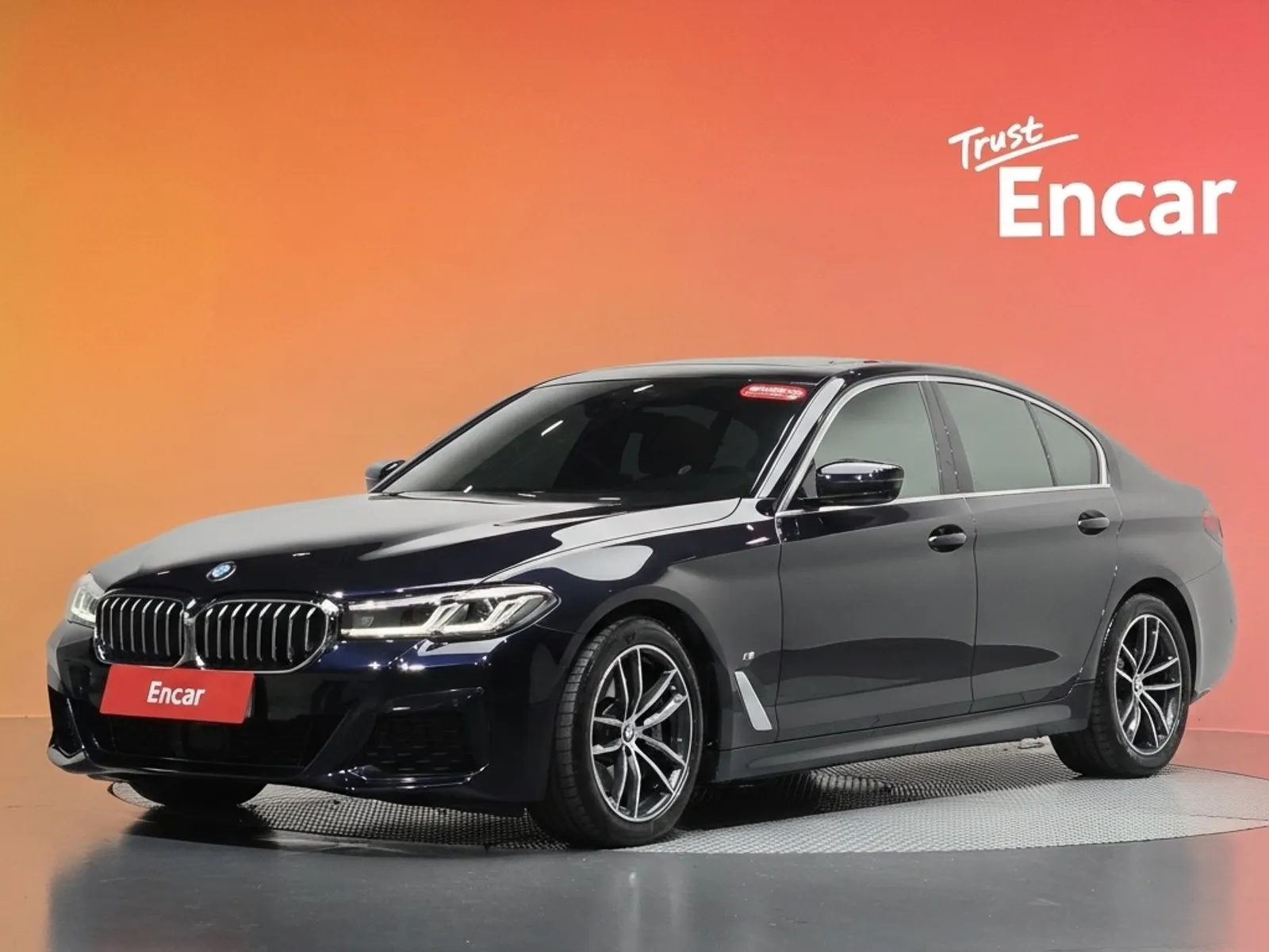 BMW 5 Series 520i M Sport, снимка 1 от 20