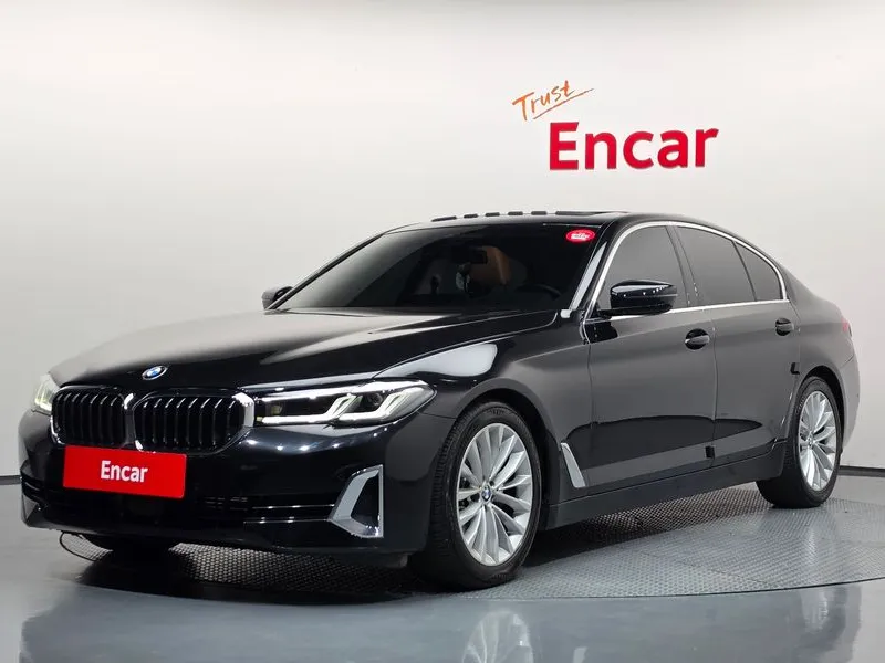 BMW 5 Series 520i Luxury