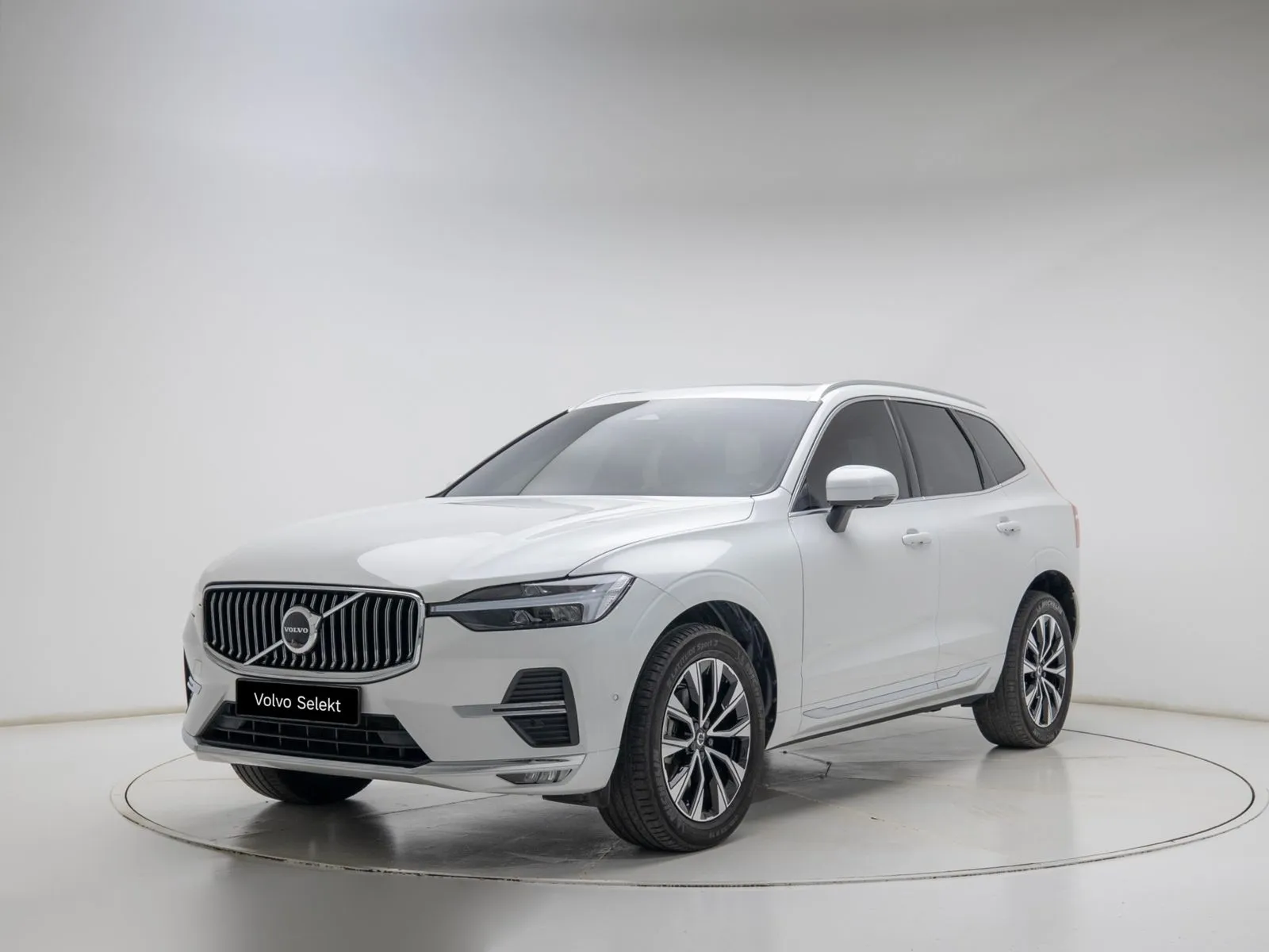 Volvo XC60 B5 Ultimate Bright, снимка 1 от 20